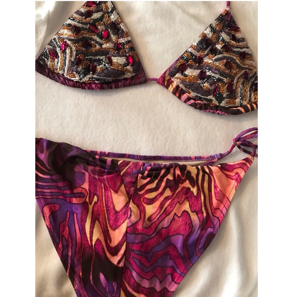Swim suit
